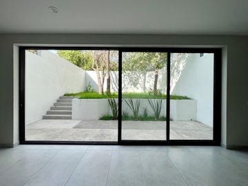 Casa en Venta en Coto Privado Zona Norte Colima