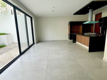 Casa en Venta en Coto Privado Zona Norte Colima