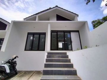 Rumah Nyaman di Bojong koneng Cikutra, dekat Cigadung dan Tubagus Ismail
