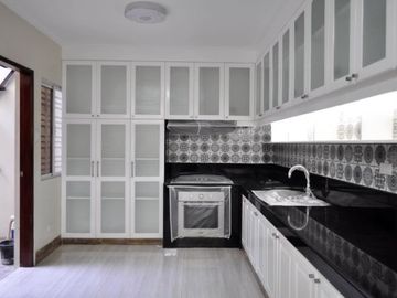 FOR SALE Semi Furnished 8BR House and Lot in Carmel 5 Subdivision