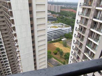 Apartemen Sky House Tower Leony BSD siap huni full furnished