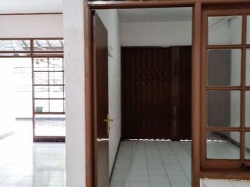 Di Sewakan Rumah 2 Kamar Siap Huni di Taman Kopo Indah 2 Bandung