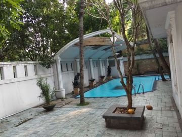 Rumah mewah di Jalan Brawijaya kebayoran baru