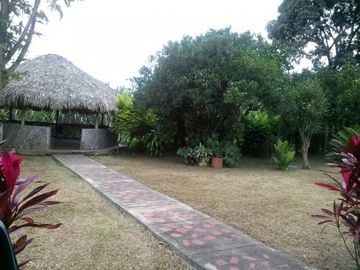 finca en venta en vereda bocas del palo. Cod V2272