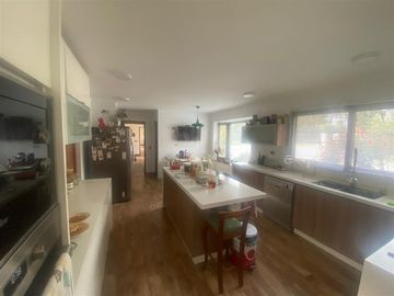 AP213 Trebulco 5D 6B 615 m2 en 7237 m2 Piscina, tuba y sauna