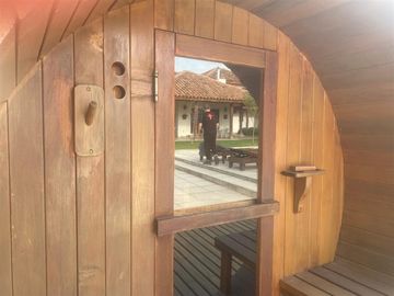 AP213 Trebulco 5D 6B 615 m2 en 7237 m2 Piscina, tuba y sauna