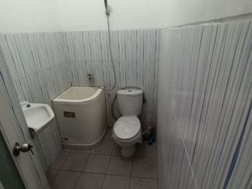 Dijual Rumah Hadap Selatan Lokasi di Babatan Mukti, Surabaya