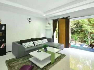 Dijual Rumah Cantik Dago Resort dengan Private Pool