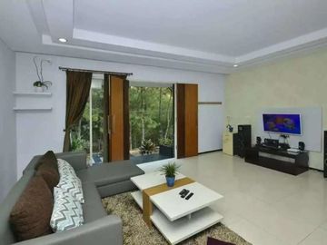 Dijual Rumah Cantik Dago Resort dengan Private Pool