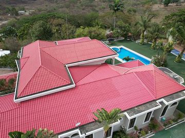 VENTA LUJOSA MANSIÓN VÍA A LA COSTA (JLR)