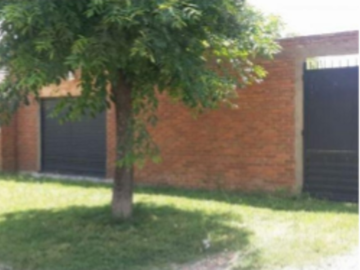 BARRIOS AL 240 / LONGCHAMPS