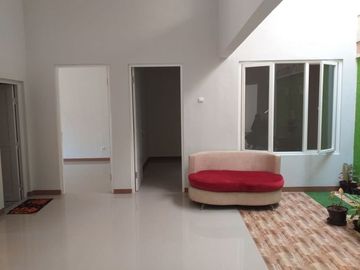 Jual rumah baru taman pondok indah, wiyung