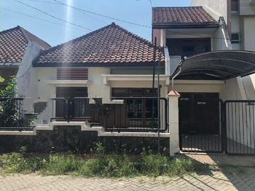 Rumah di Wisma Mukti Klampis Semalang Indah, Siap Huni
