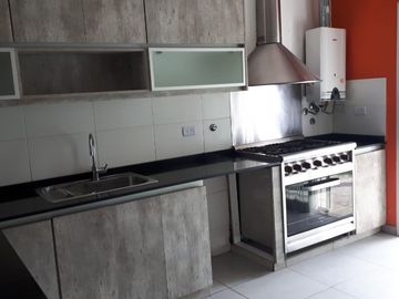 Casa PH en venta en Moron Sur