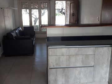 Casa PH en venta en Moron Sur