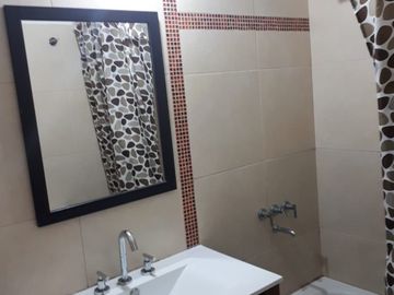 Casa PH en venta en Moron Sur