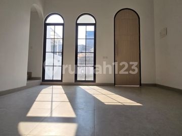 Rumah Hook Bangunan Baru 2 Lantai+Mezzanine Little Santorini Citra Garden 2