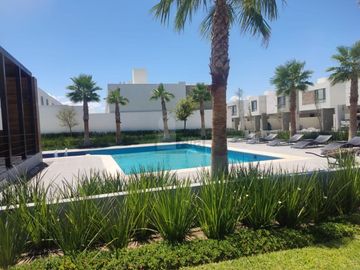 Casa en venta al norte de la ciudad Fracc. Sorrento modelo Bari 2