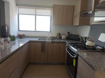 Casa en venta al norte de la ciudad Fracc. Sorrento modelo Bari 2