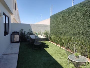 Casa en venta al norte de la ciudad Fracc. Sorrento modelo Bari 2