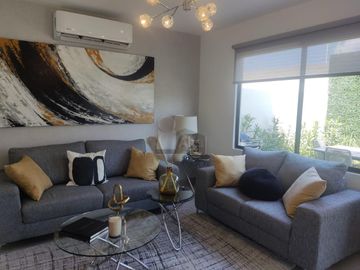 Casa en venta al norte de la ciudad Fracc. Sorrento modelo Bari 2
