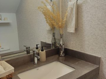 Casa en venta al norte de la ciudad Fracc. Sorrento modelo Bari 2