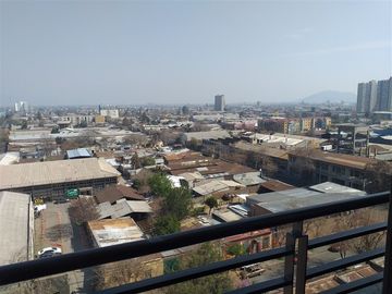 Departamento en venta de 2 dorm. en Quinta Normal
