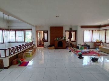 RUMAH ASRI DI GEGERKALONG TONGGOH, BANDUNG UTARA. .