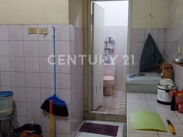 Rumah 2 Lantai Lokasi Strategis Di Pondok Kelapa S8337