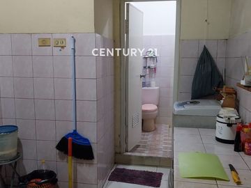 Rumah 2 Lantai Lokasi Strategis Di Pondok Kelapa S8337