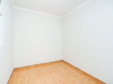 Rumah Siap Huni 6 Menit ke Terminal Cimulang 1 Lt Hadap Timur J-23368