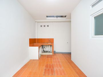 Rumah Siap Huni 6 Menit ke Terminal Cimulang 1 Lt Hadap Timur J-23368