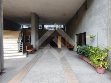 Departamento en Venta en Huerfanos con Avenida Brasil.