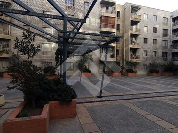 Departamento en Venta en Huerfanos con Avenida Brasil.