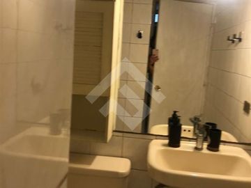 Departamento en Venta en Huerfanos con Avenida Brasil.
