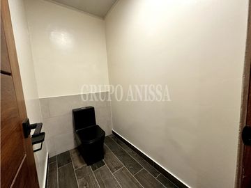Oportunidad! Se Vende Moderna Casa en Altos del Maria