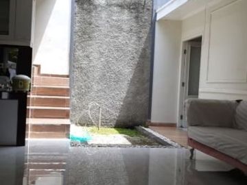 Rumah Cantik Dan Bagus Di Sektor 5 - 4381