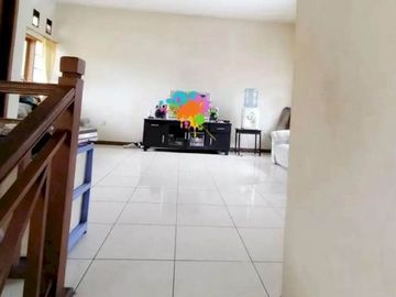 Rumah Asri Terawat di Griya Caraka One Gate System Dekat Griya Arcamanik