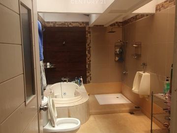 Rumah Cocok Untuk Usaha 2 Lantai Di Kayu Putih S8327