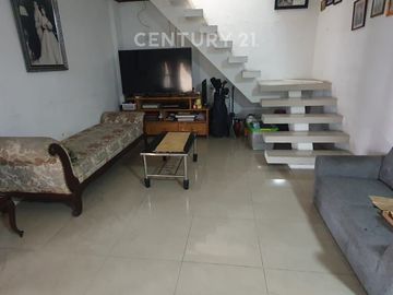 Rumah Cocok Untuk Usaha 2 Lantai Di Kayu Putih S8327