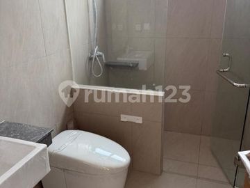 Disewakan Rumah di Cluster Okinawa Brand New 8X15 di Pik 2