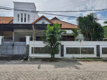 Dijual Rumah Wisma Mukti Klampis Siap Huni, Strategis, Row 3 Mobil
