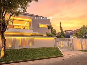 Dijual Rumah Mewah Dg Tanah Luas Ada Kolam Renang Di Cibubur