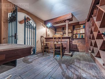 Casa en venta en Martindale C.C sobre cancha de polo. Amenities. Pilar