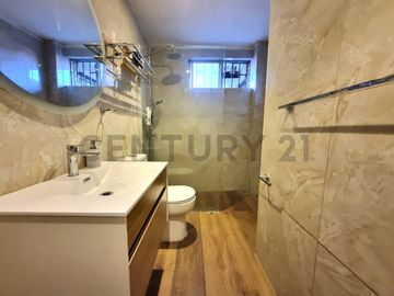 Se Vende Casa Las Condes, Metro Los Domínicos