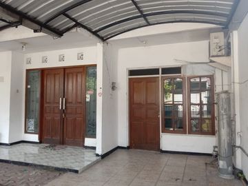 Rumah Siap Huni Kutisari Indah Selatan di Surabaya Dekat Petra