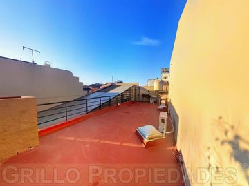 Guardia Nacional 1894. Casa tres ambientes en lote propio. 98m2. Cochera, lavadero y terraza.