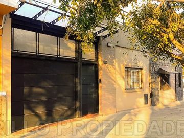 Guardia Nacional 1894. Casa tres ambientes en lote propio. 98m2. Cochera, lavadero y terraza.
