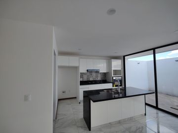 CASA VENTA JURIQUILLA QUERETARO
