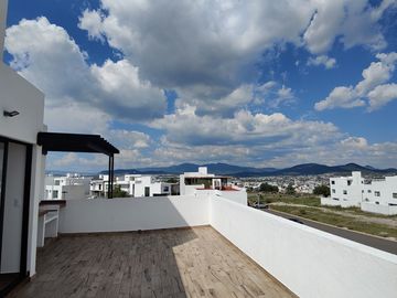CASA VENTA JURIQUILLA QUERETARO